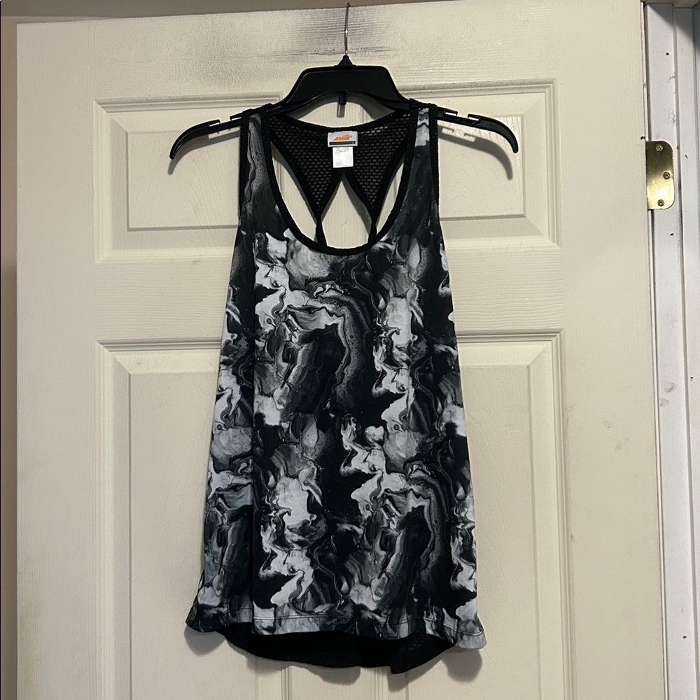Avia Athletic Black and White Tank Top Size Large